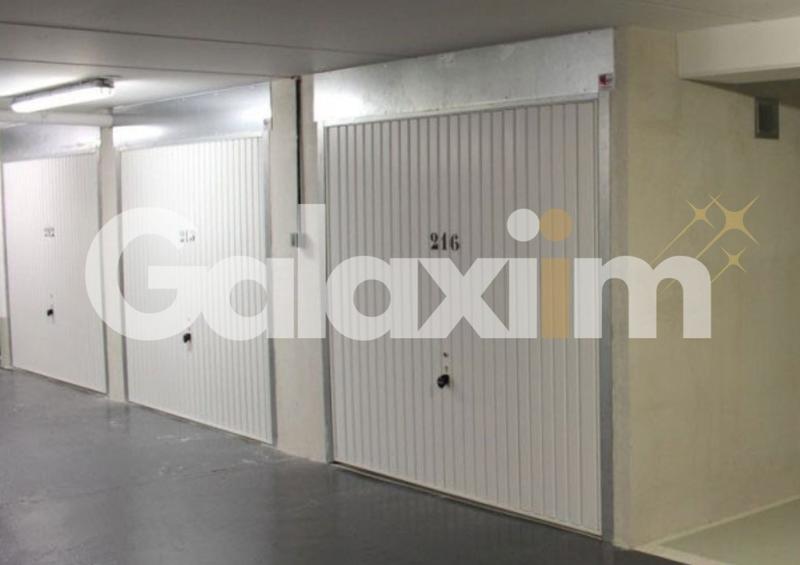Parking / Garage - 15 m²