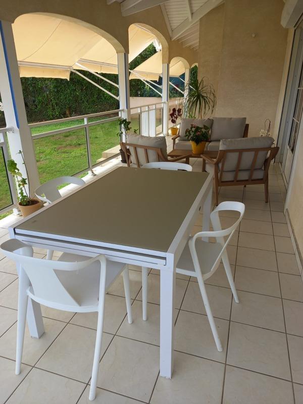 Maison - 96 m² - 4 pièces