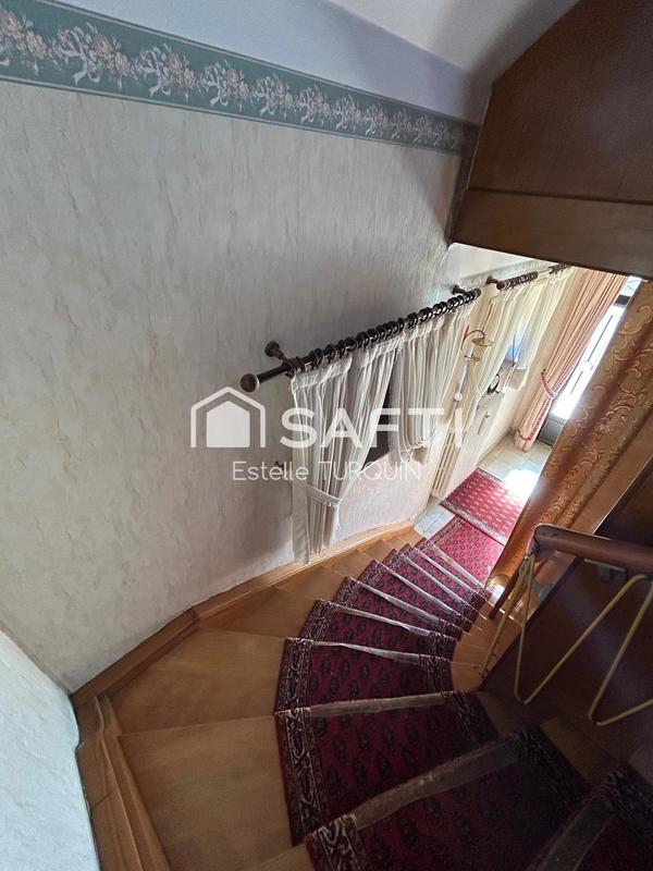 Maison - 145 m² - 6 pièces