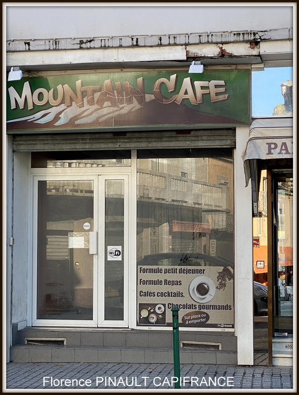 Local d'activité / Entrepôt - 83 m² - 2 pièces