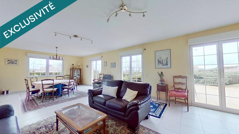 Maison - 488 m² - 8 pièces