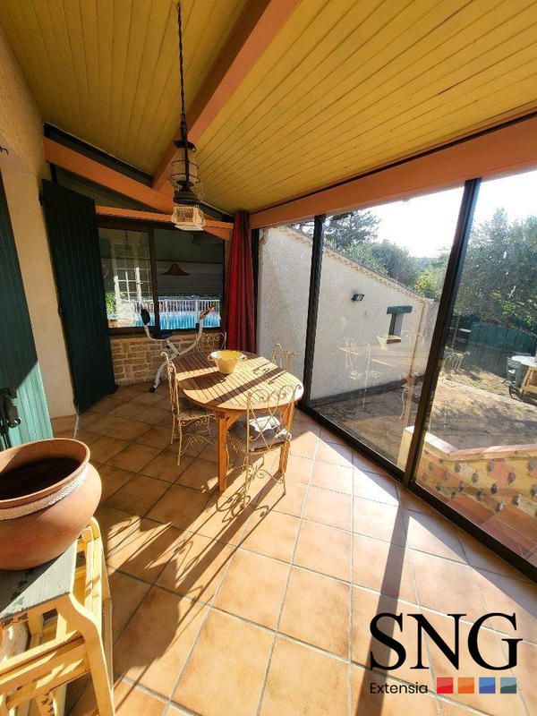 Villa - 100 m² - 5 pièces