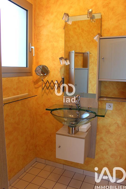 Maison - 225 m² - 8 pièces