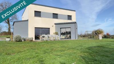 Maison - 140 m² - 6 pièces