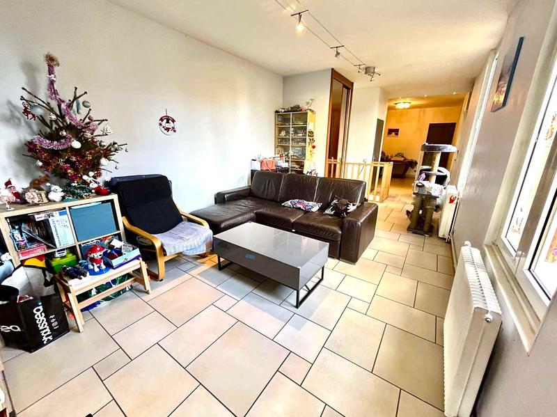 Maison - 103 m² - 6 pièces