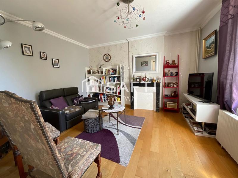 Maison - 90 m² - 5 pièces