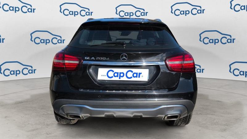 Mercedes Classe Gla 200 d 136 7g-Dct Sensation - Automatique Toit ouvrant
