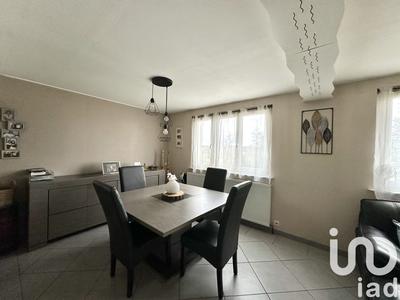 Maison - 92 m² - 5 pièces