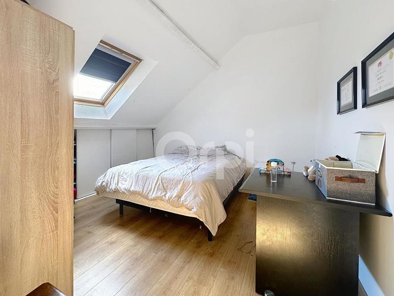 Maison - 203 m² - 6 pièces