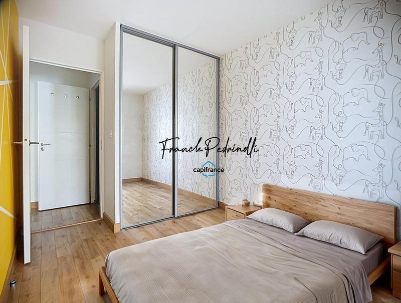 Appartement - 82 m² - 4 pièces