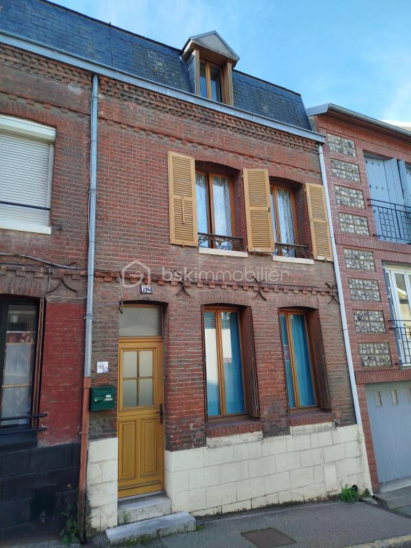 Maison de ville - 80 m² - 5 pièces