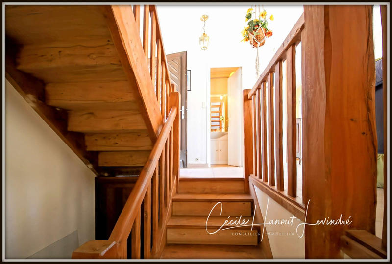 Maison - 110 m² - 6 pièces