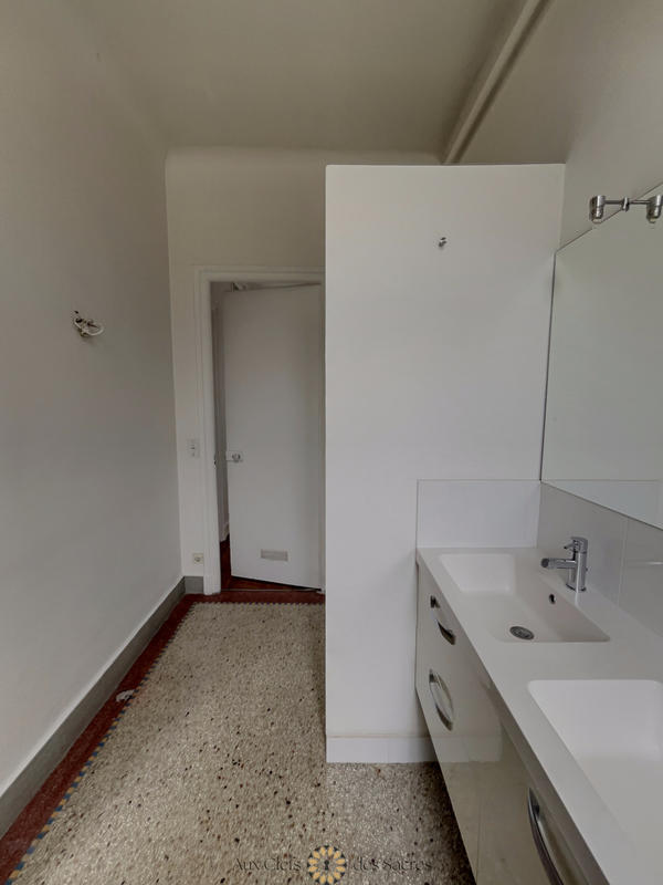 Appartement - 147 m² - 5 pièces