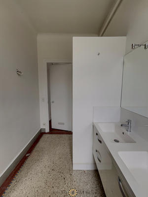 Appartement - 147 m² - 5 pièces