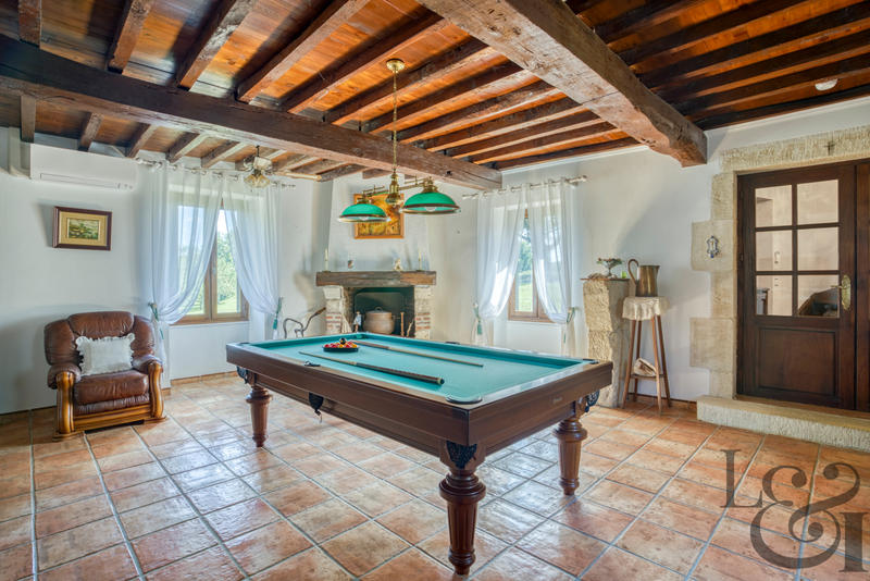 Maison - 190 m² - 7 pièces