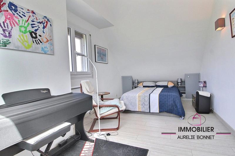 Maison - 140 m² - 6 pièces