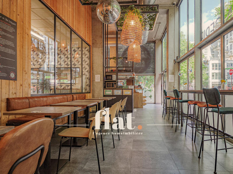 Fonds de commerce - Magasins - 327 m²