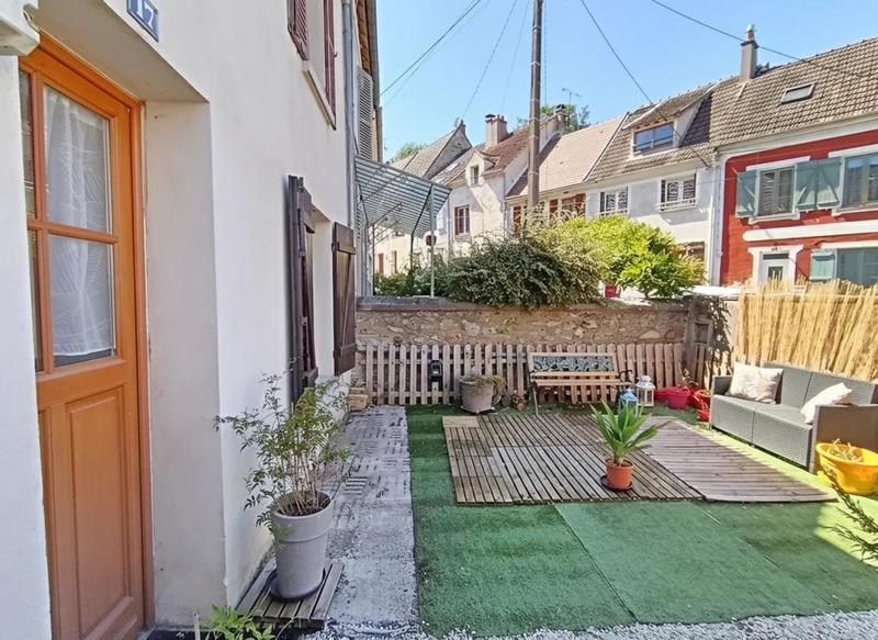 Maison - 94 m² - 4 pièces