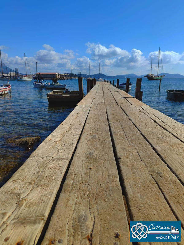 Maison - 160 m² - 4 pièces