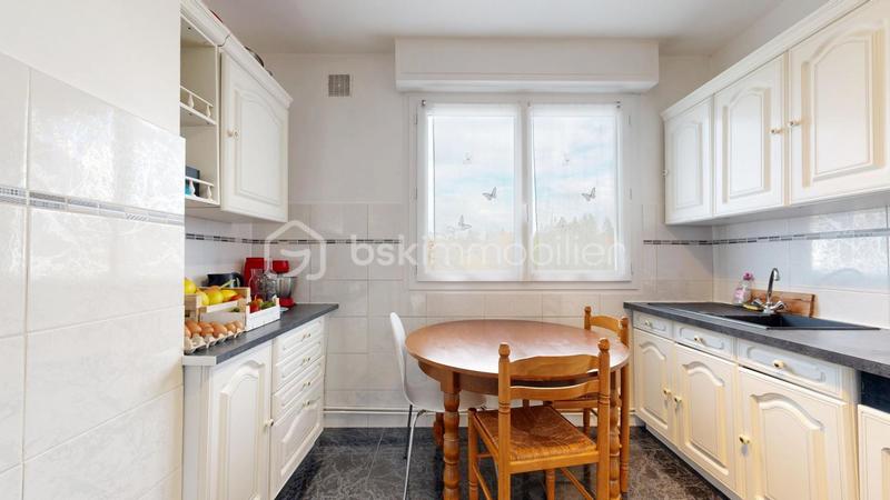 Maison - 161 m² - 6 pièces