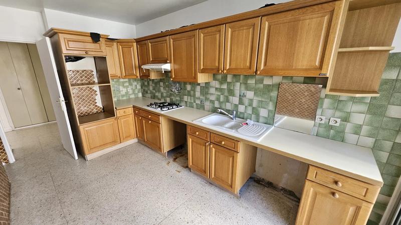 Appartement - 99 m² - 5 pièces