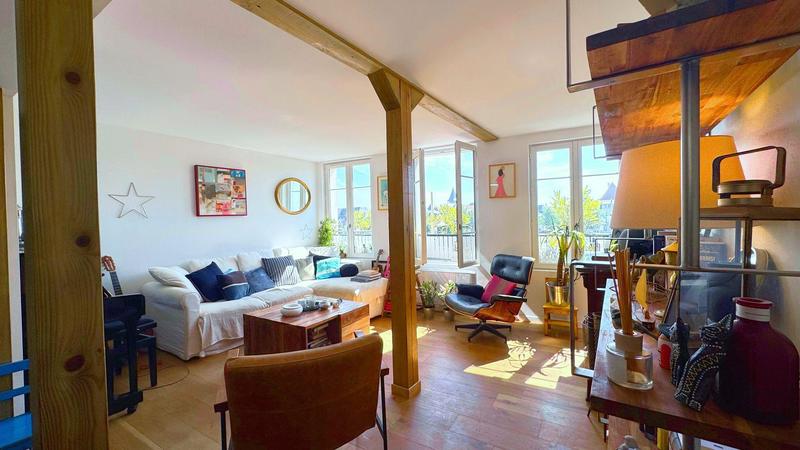 Appartement - 100 m² - 5 pièces