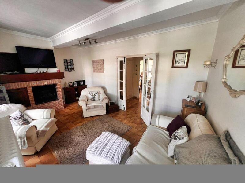 Maison - 158 m² - 6 pièces