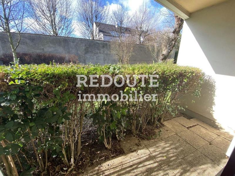 Bureau - 93 m² - 5 pièces