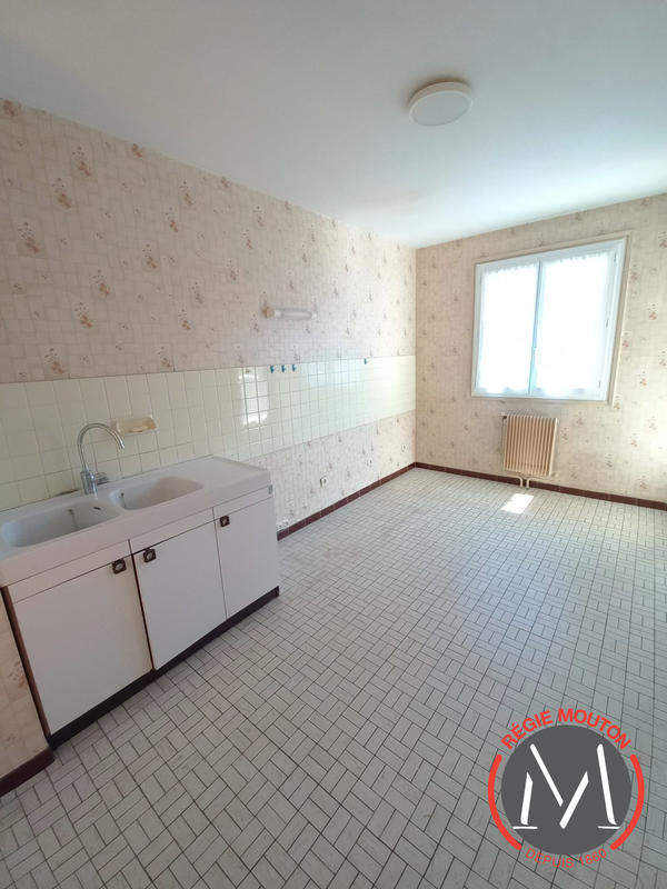 Appartement - 102 m² - 4 pièces