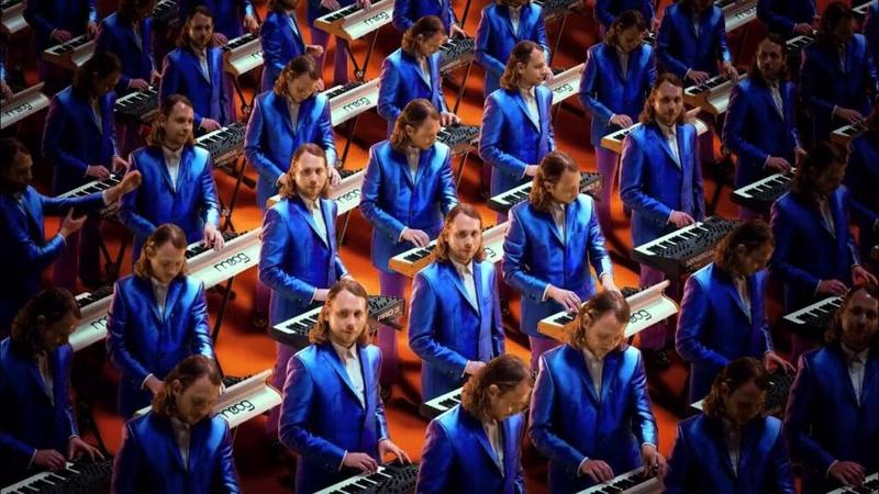 Joris Delacroix + Guest