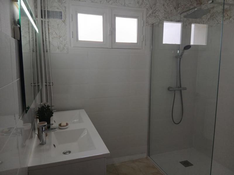 Maison en pierre - 115 m² - 7 pièces