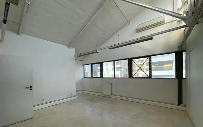 Local d'activités - 1 188 m²