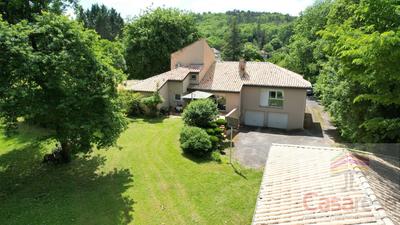 Maison d'architecte - 150 m² - 11 pièces