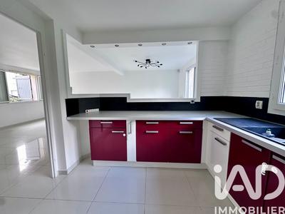 Maison - 84 m² - 4 pièces