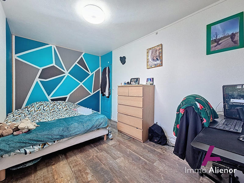 Maison - 140 m² - 6 pièces