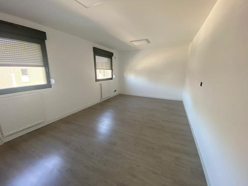 Bureau - 60 m² - 3 pièces