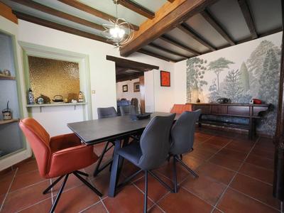 Maison - 170 m² - 6 pièces