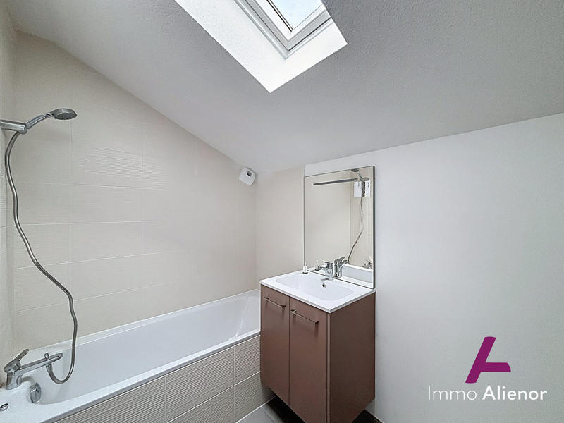 Duplex - 99 m² - 5 pièces