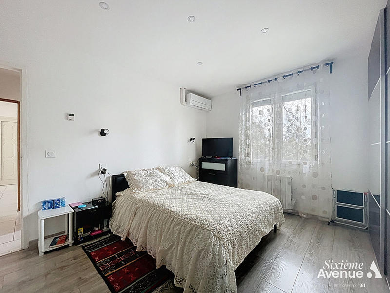 Maison - 194 m² - 8 pièces