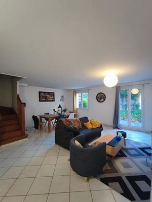 Maison - 97 m² - 4 pièces