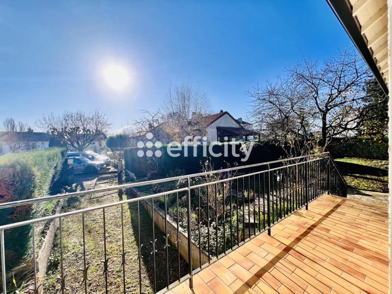 Maison - 92 m² - 4 pièces