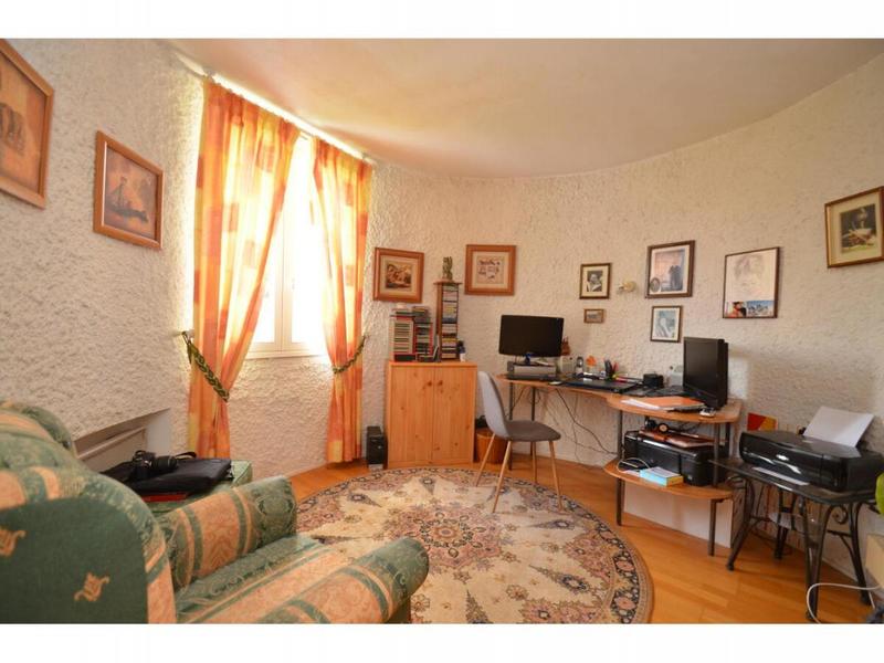 Demeure - 170 m² - 7 pièces