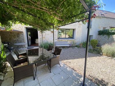 Maison traditionnelle - 200 m² - 7 pièces