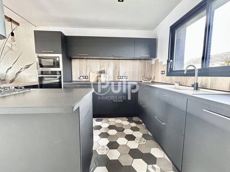 Maison - 116 m² - 6 pièces