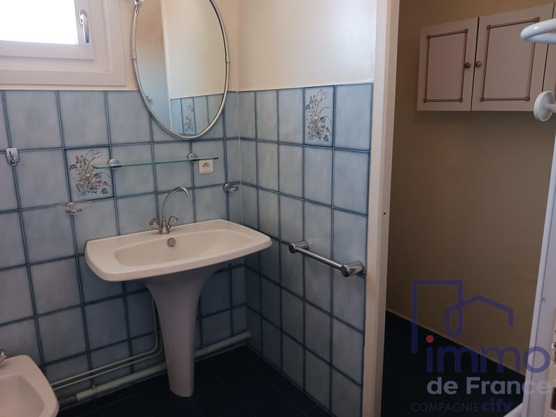Appartement - 108 m² - 6 pièces