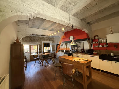 Maison - 175 m² - 6 pièces