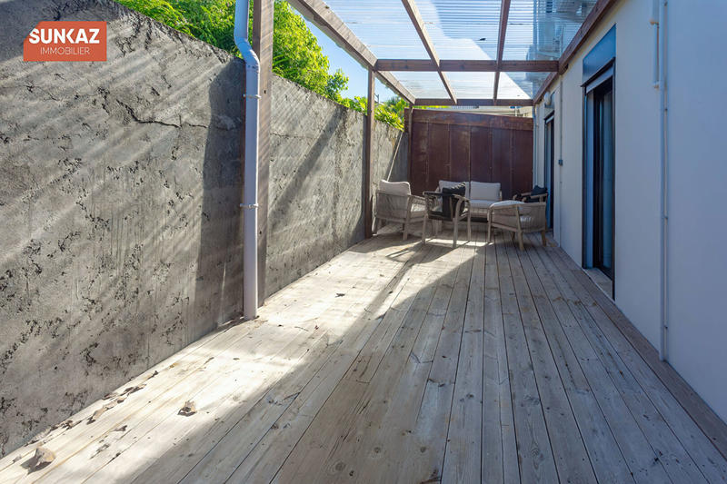 Appartement - 90 m² - 4 pièces