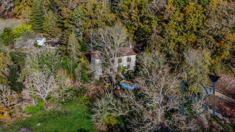 Maison - 166 m² - 6 pièces