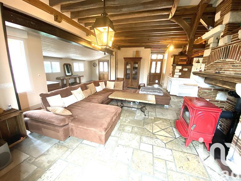 Maison - 209 m² - 5 pièces