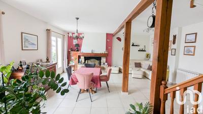 Maison - 127 m² - 6 pièces